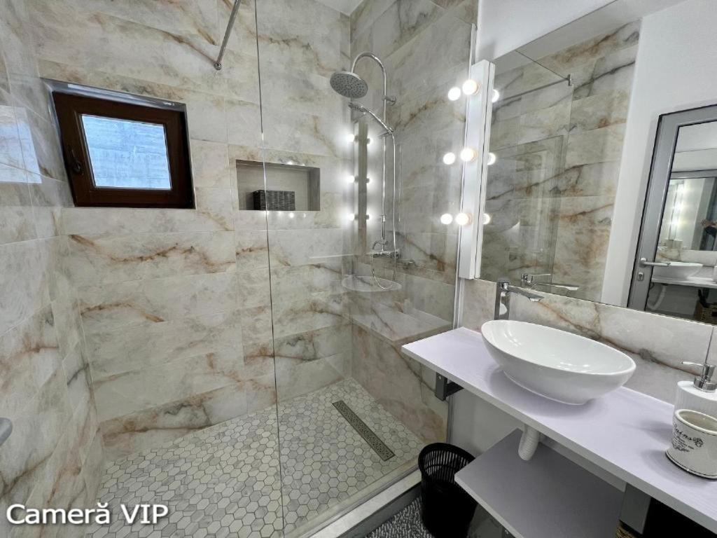 Casa Eden - Apartamente Langa Lac Colibiţa Exterior foto